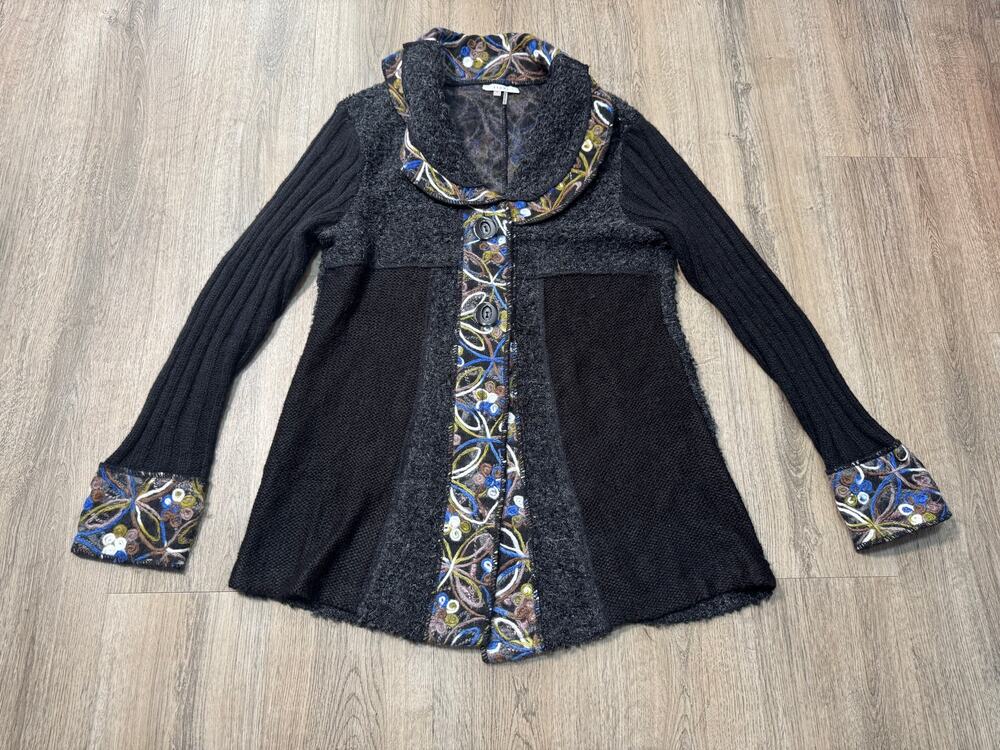 Sioni Women's Wool Blend Floral Embroidered Cardigan Sweater